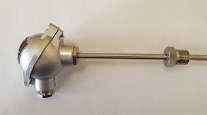 Pt100 resistance sensor. Head type with mounting  fitting M20x1.5 